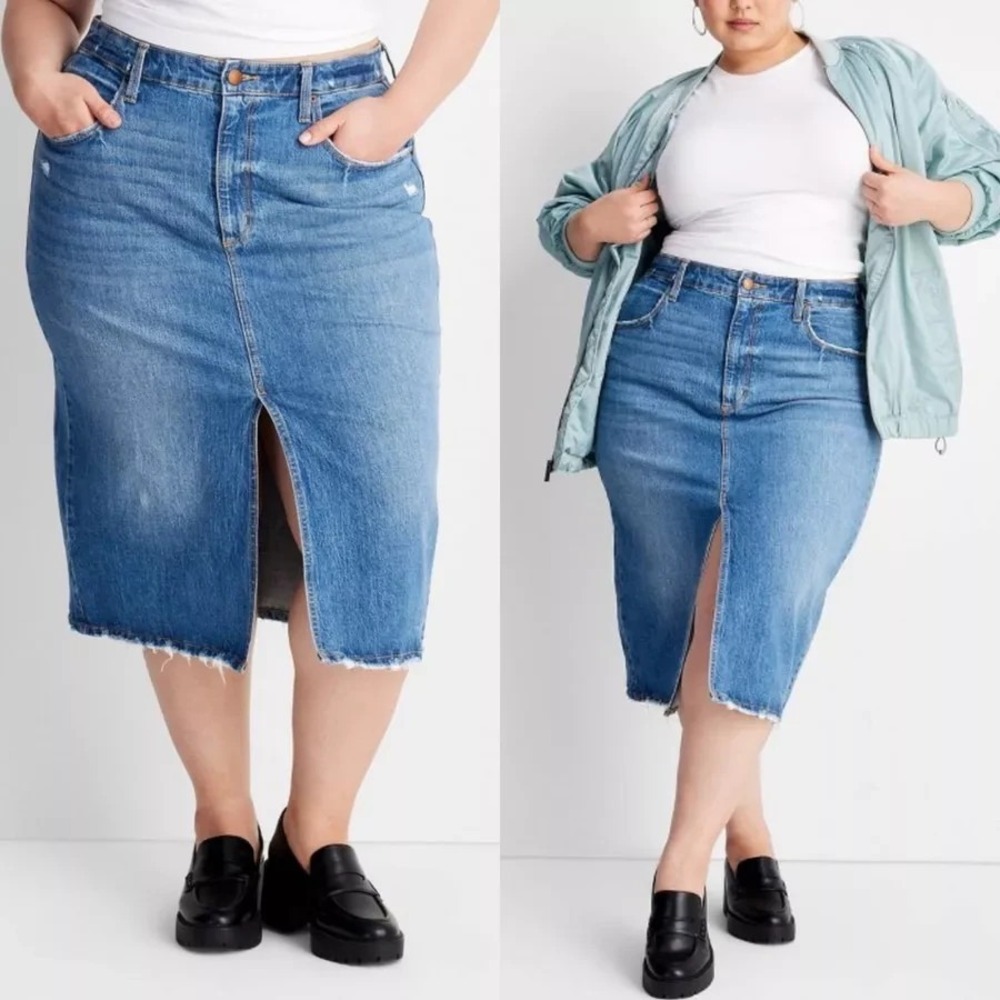 Women's High-Rise Denim MIDI Skirt - Universal Thread™ Medium Wash 24